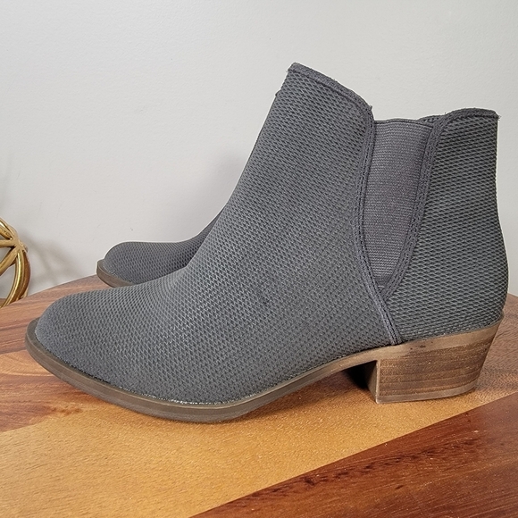 NEW Kenzie Gerona Dark Gray Ankle Boots Women's Size 9 - Picture 7 of 15